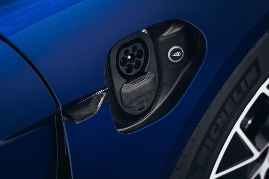 Детали экстерьера Porsche Taycan Turbo 2019 года  (WW) (фото 24 из 43)